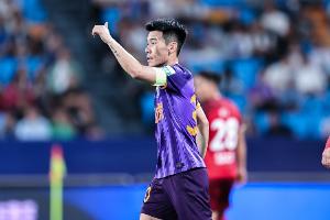 王秋明：上半场无谓失误太多了，腿上感觉还不是特别好